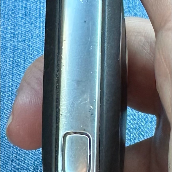 2024 Cadillac key fob - Picture 3 of 4